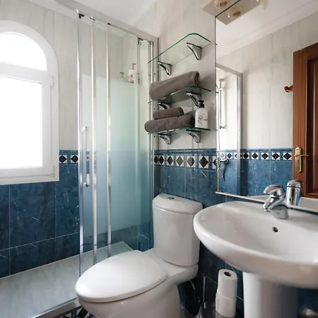 Vila Faya On The First Ocean Line With New Heated Pool Los Cristianos (Tenerife)